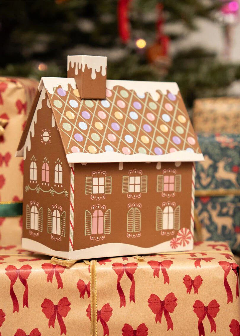 Gingerbread house gift box - 22 cm
